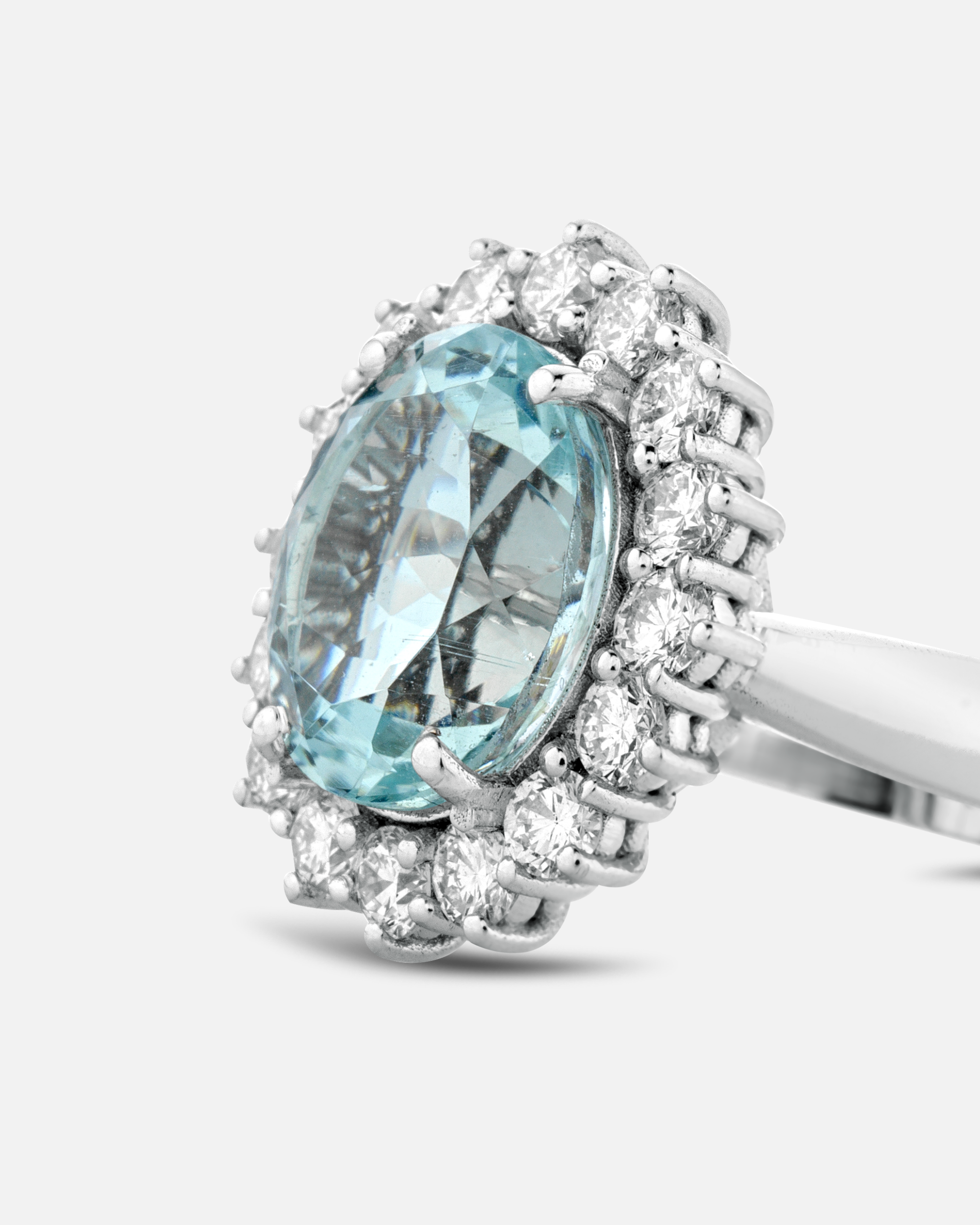 Azzurro Aquamarine Ring