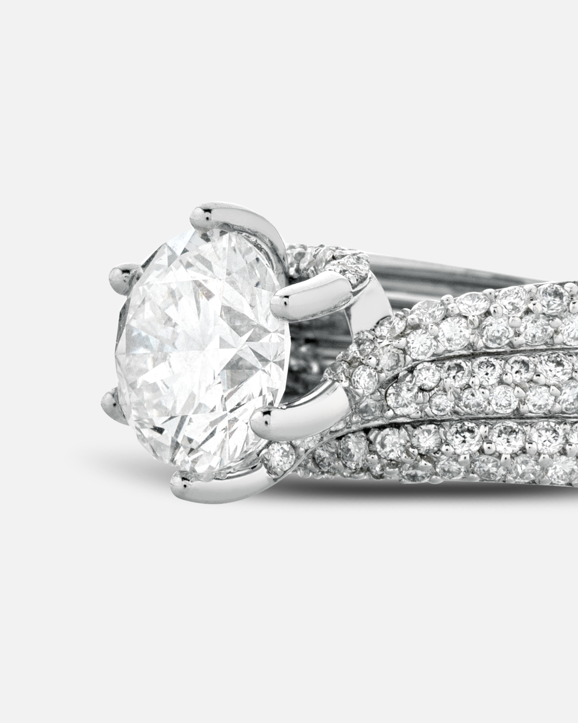 Celestial Pavè Twist Ring